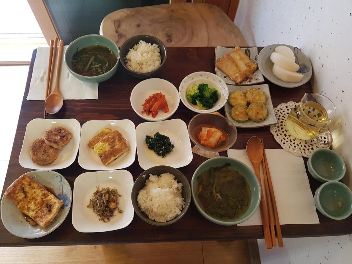 Siwoowadang Hotel Gyeongju Bagian luar foto